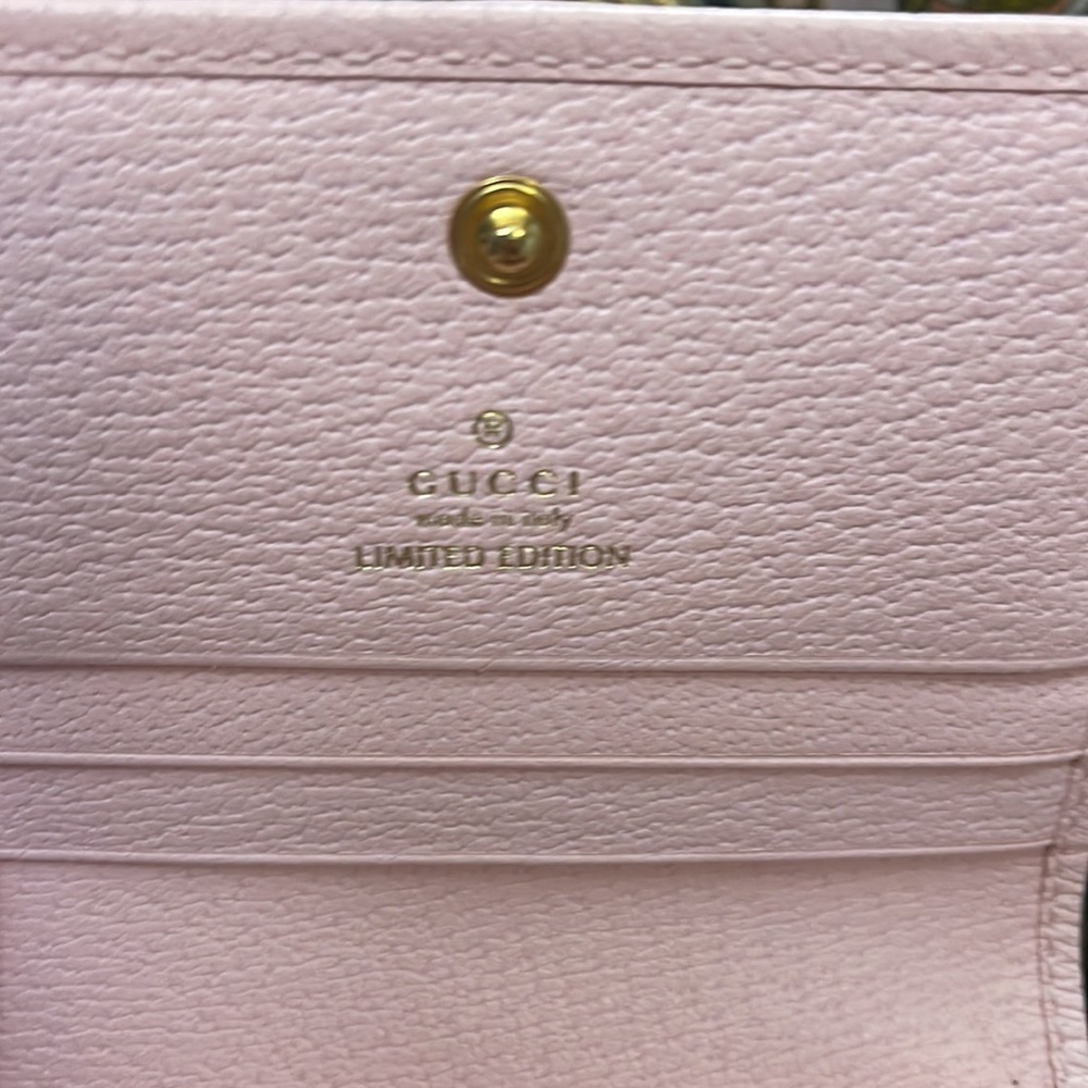 💕SOLD💕Gucci Flora Wallet. Limited edition - Picture 8 of 11